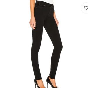 Luxe slim illusion by 7 For All Mankind. Size 28